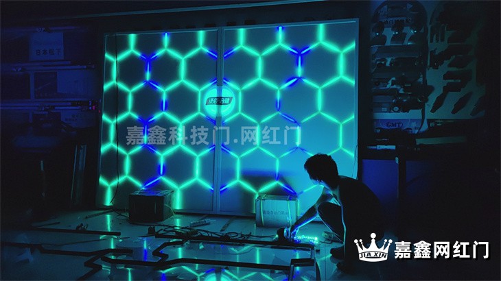 LED镀锌板 网红门玻璃