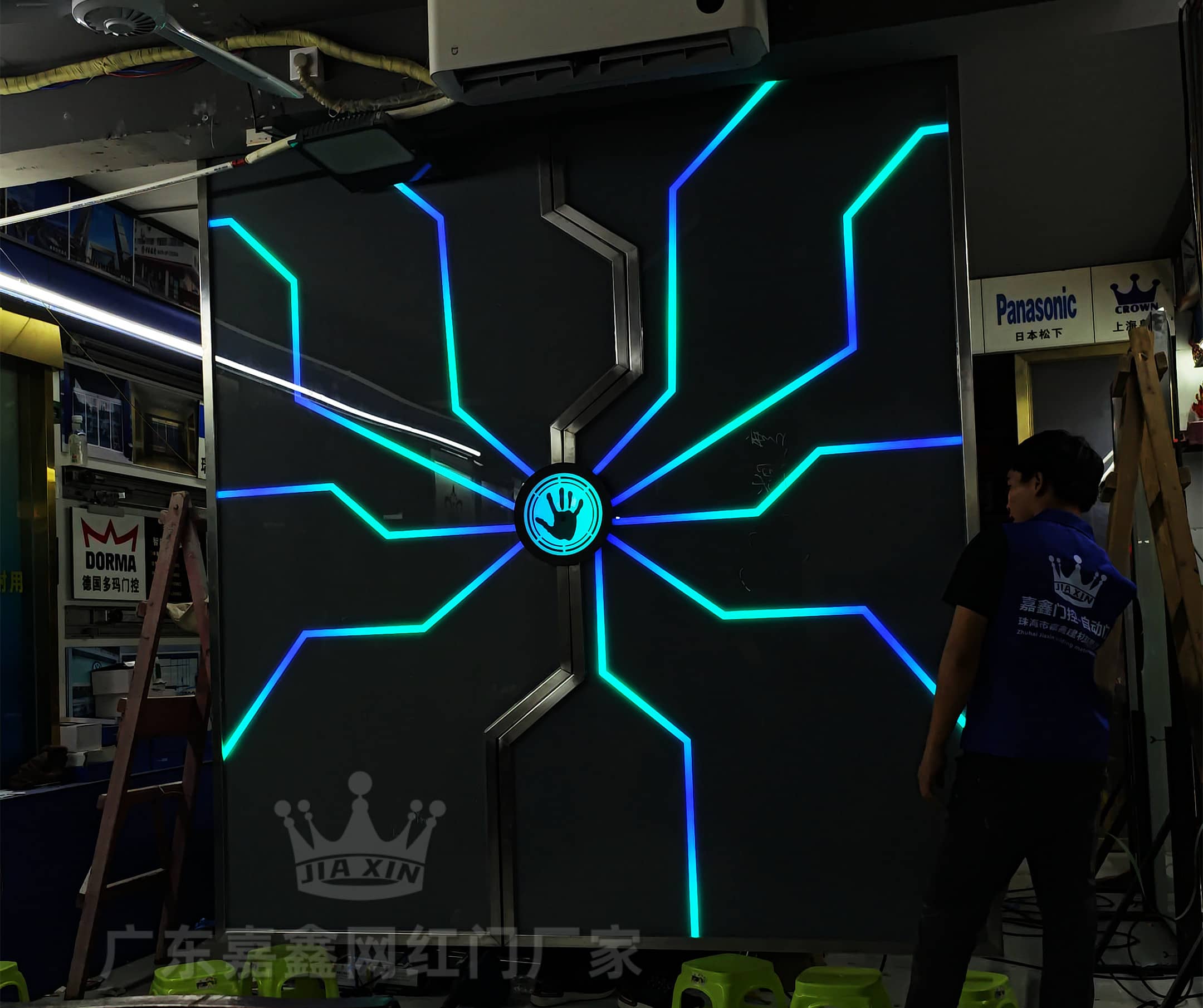 串串店科技门