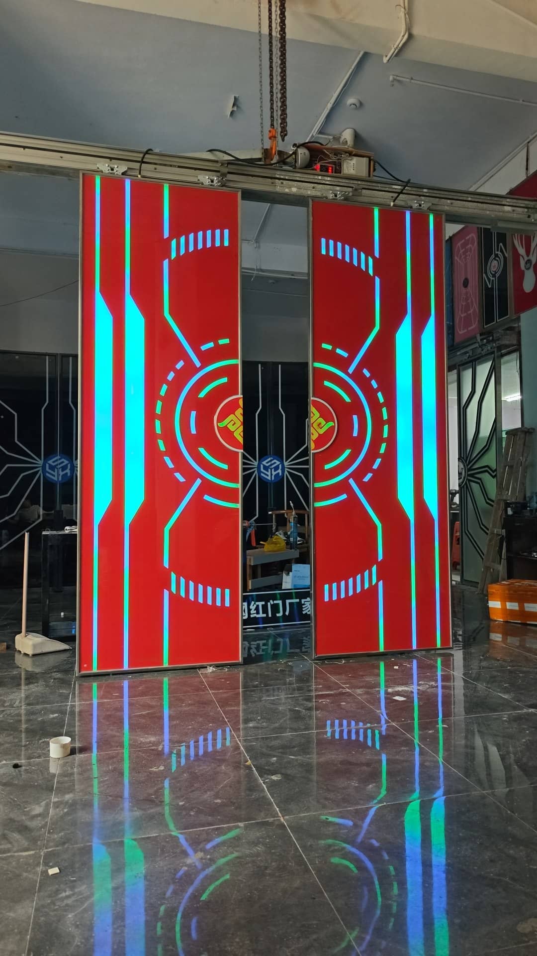 炫酷手掌自动发光门制作方案